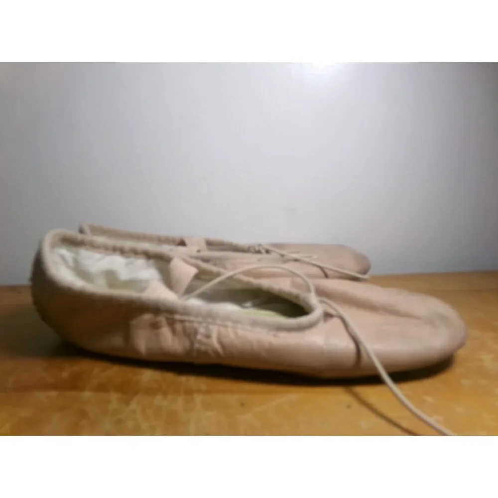 Pre-Owned Dance Ballet Shoes DanzNMotion Toddler 1M Leather Single Strap Full S